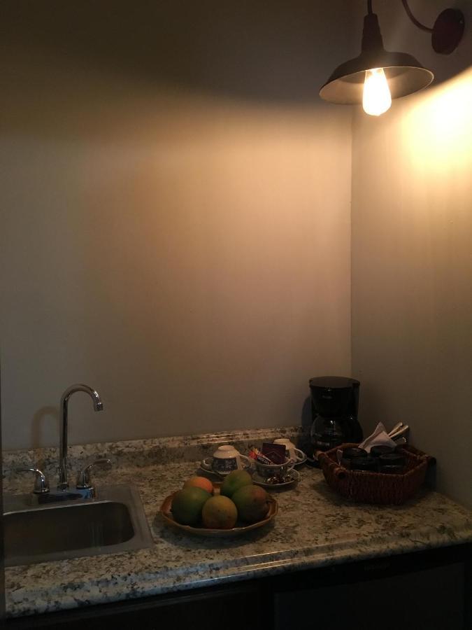 Heavenly Suite In Little Havana Free Parking Miami Exteriér fotografie