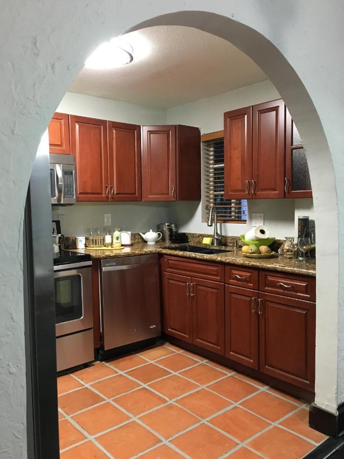Heavenly Suite In Little Havana Free Parking Miami Exteriér fotografie
