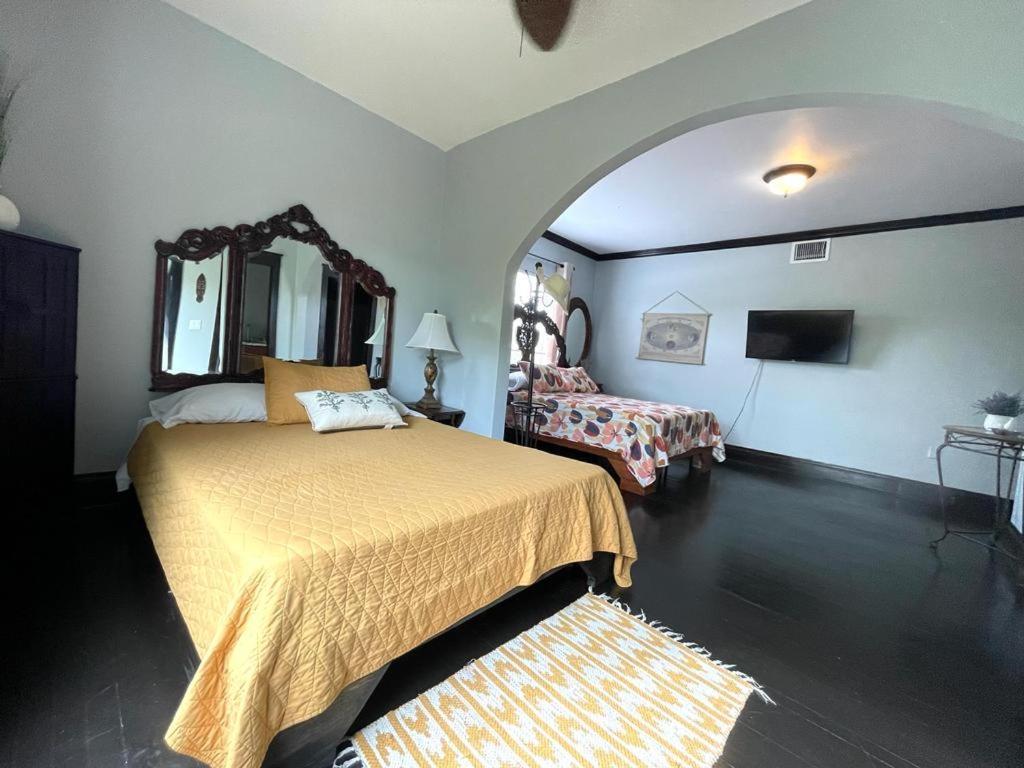 Heavenly Suite In Little Havana Free Parking Miami Exteriér fotografie